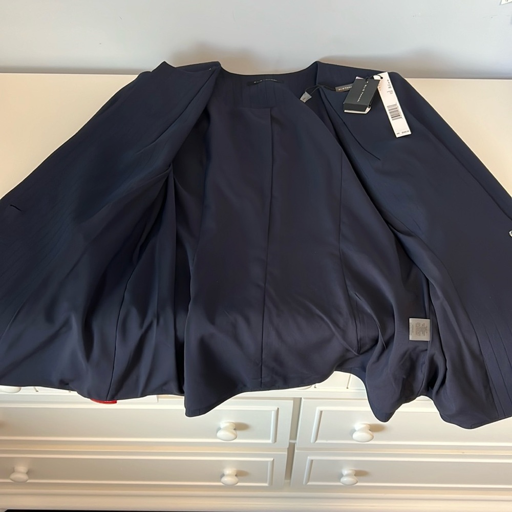 NWT Elie Tahari, navy single gold button blazer - Picture 7 of 12